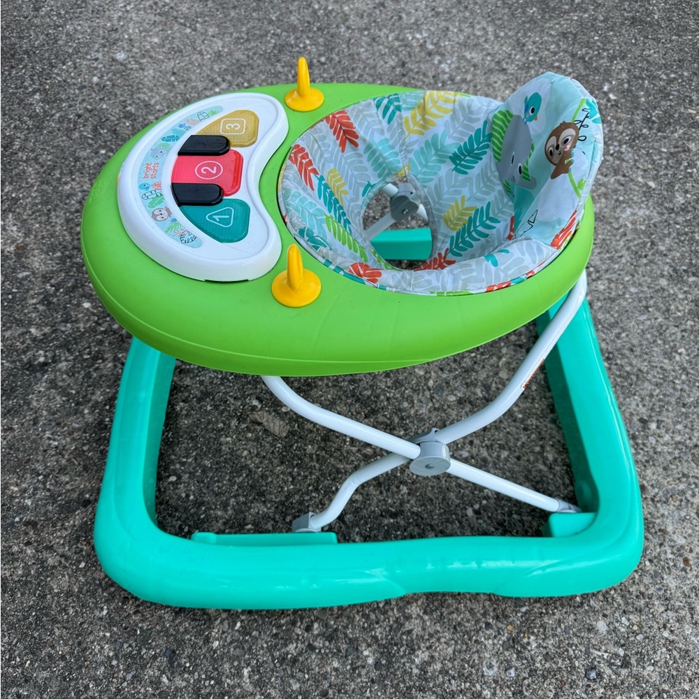 Bright Starts Tiny Trek 2-in-1 Baby Activity
Walker - Jungle Vines - Picture 9 of 14